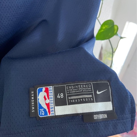 Memphis jersey, brand new, Morant number 12, size XL - Picture 5 of 8